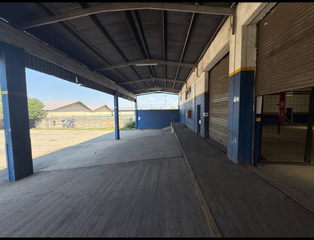 4,833M² WAREHOUSE TO LET IN ALRODE